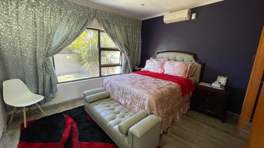 3 Bedroom Property for Sale in Beacon Bay North Eastern Cape